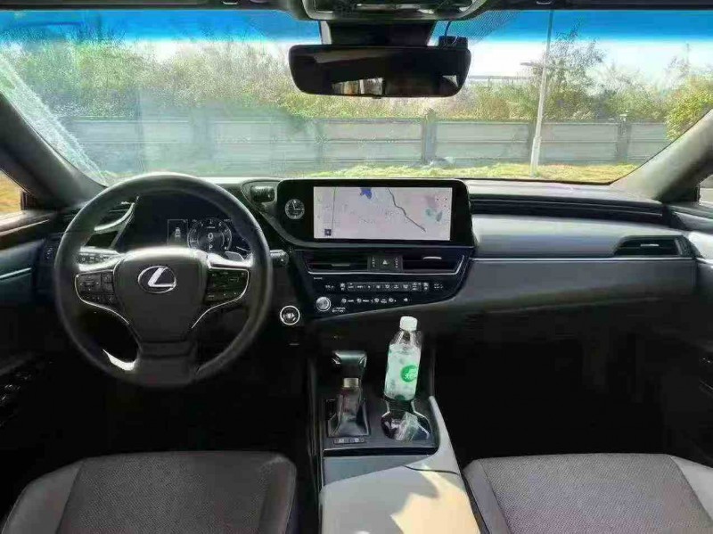 湛江24年雷克萨斯ES5