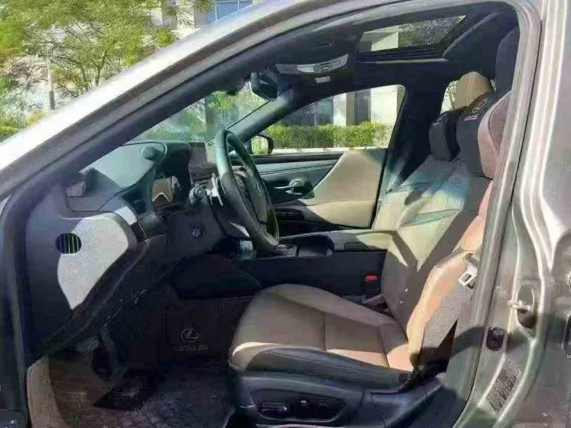 湛江24年雷克萨斯ES6