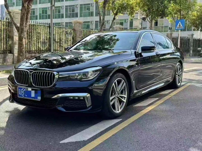 广州18年宝马7系3
