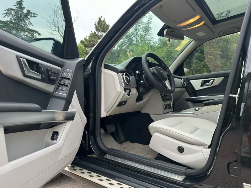 青岛13年奔驰GLK7