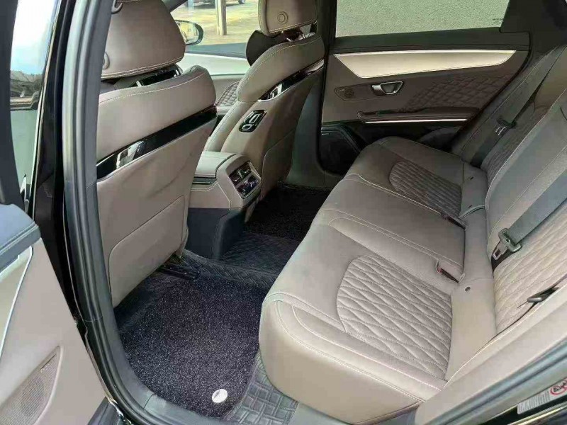 广州24年比亚迪汉4