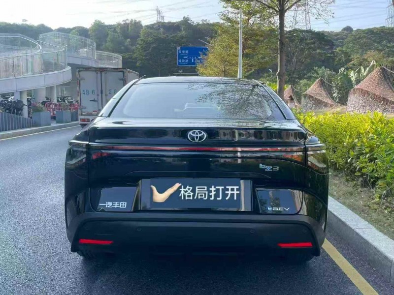 深圳25年丰田BZ3Pro9