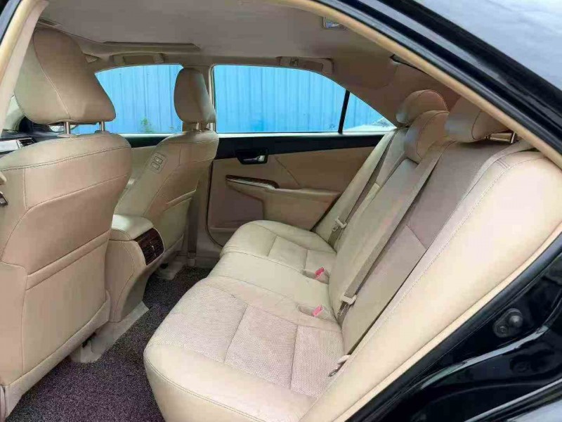 珠海13年丰田凯美瑞5