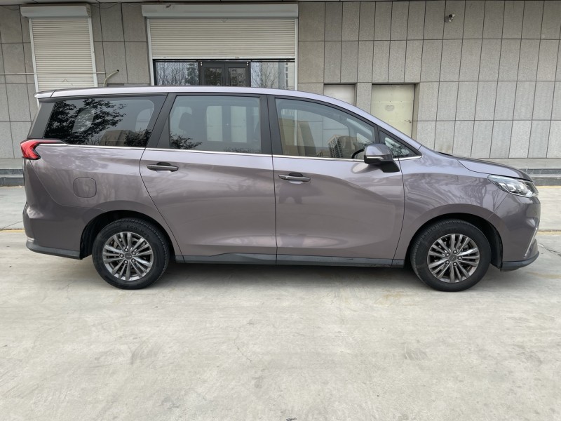 济宁21年大通G507