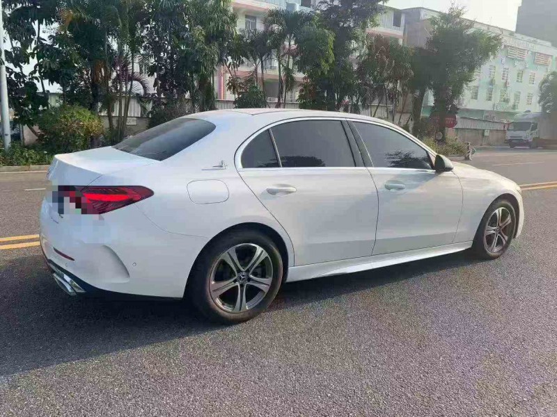 湛江22年奔驰C8
