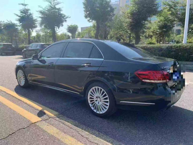 韶关15年奔驰E8