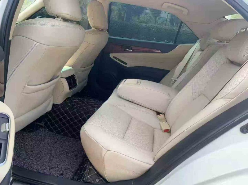 佛山20年丰田皇冠6