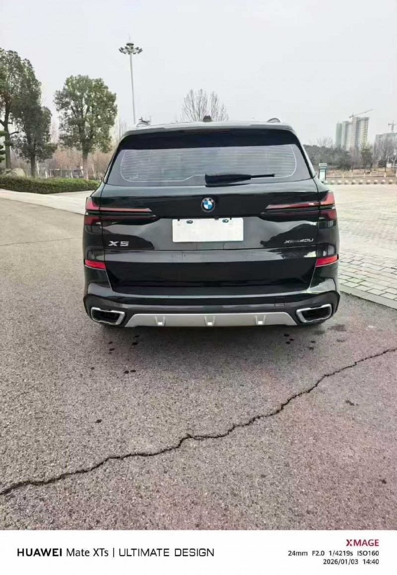 济源24年宝马X59