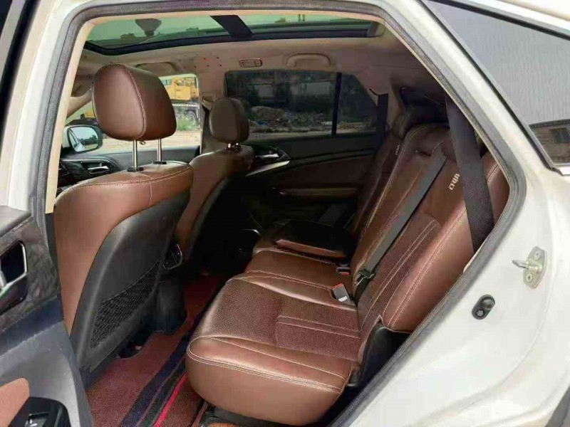 深圳16年比亚迪唐5