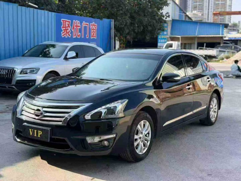 广州14年日产天籁3