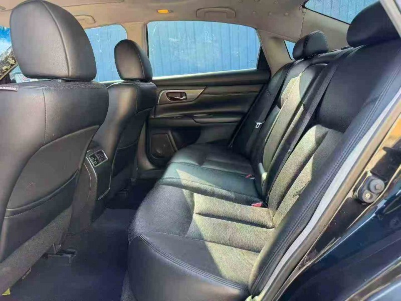 广州14年日产天籁5