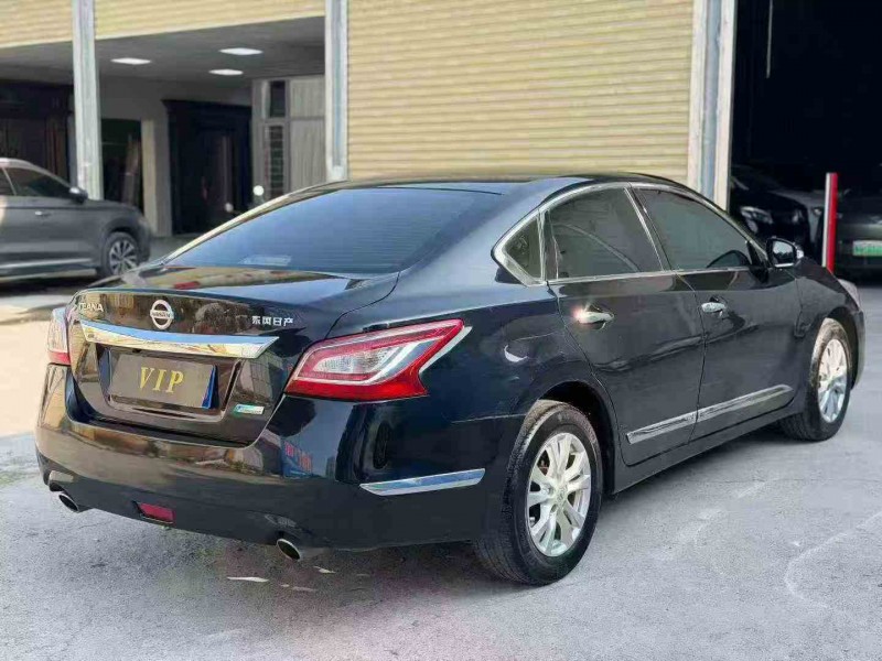 广州14年日产天籁6