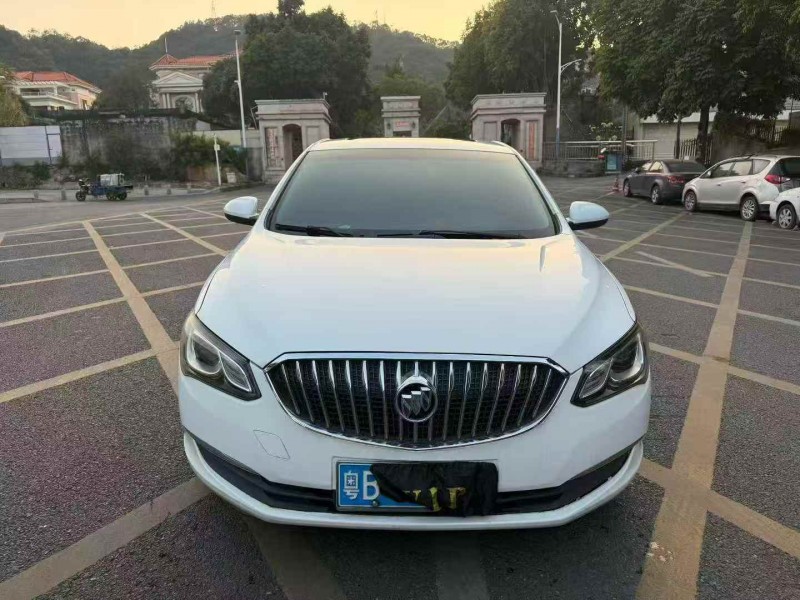 广州16年别克英朗1