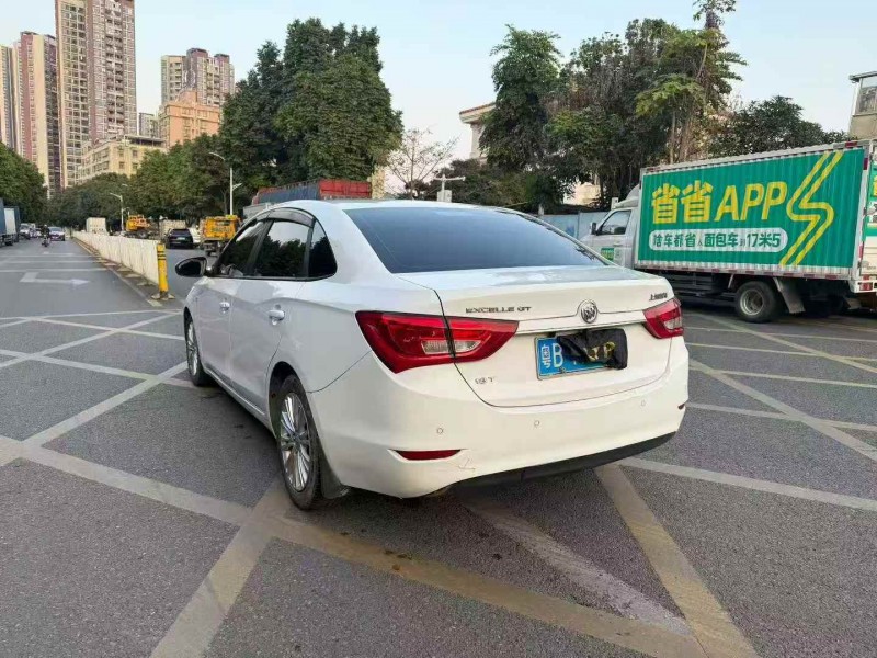 广州16年别克英朗8