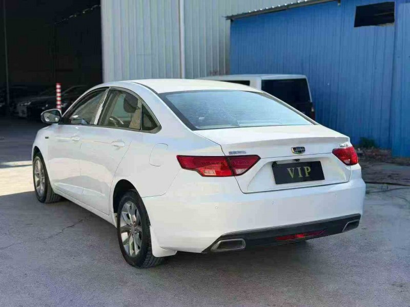 汕头17年吉利帝豪7