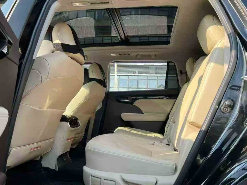 湛江22年丰田汉兰达4