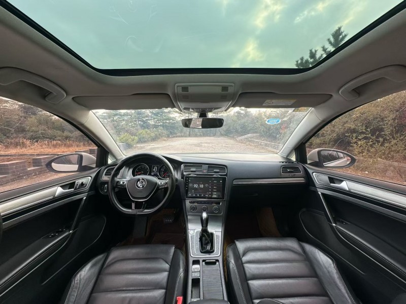 青岛16年大众高尔夫6