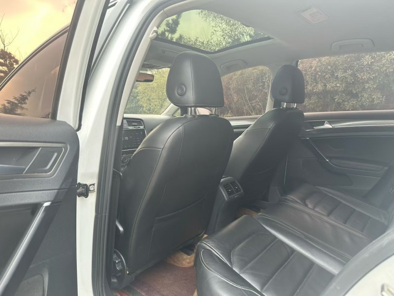 青岛16年大众高尔夫9