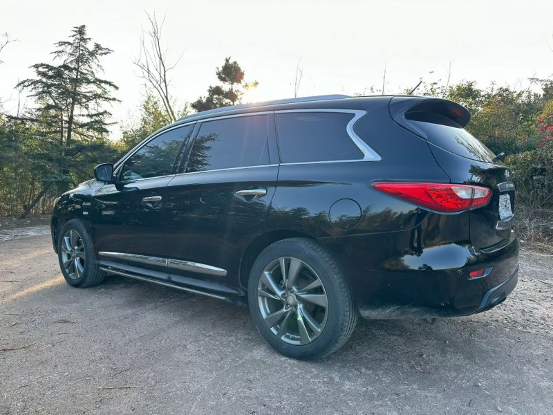 青岛16年英菲尼迪QX606