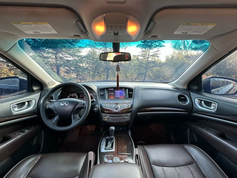 青岛16年英菲尼迪QX608