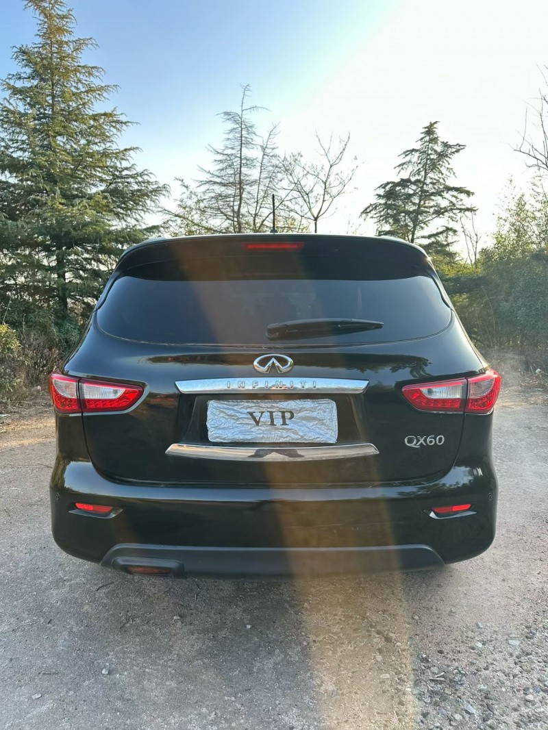 青岛16年英菲尼迪QX609