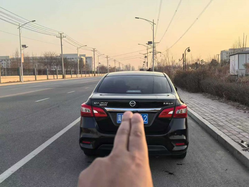 石家庄21年日产轩逸7