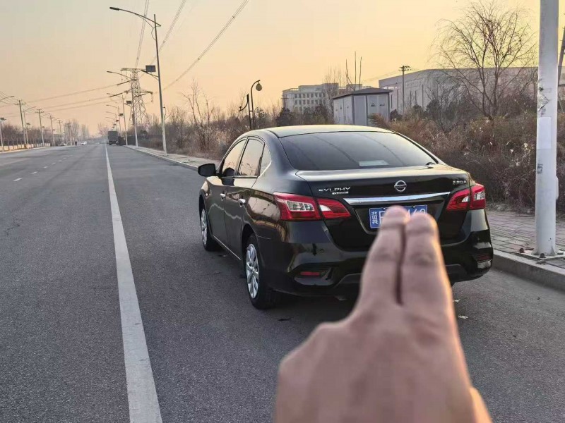 石家庄21年日产轩逸9