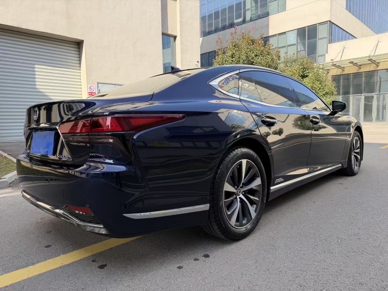 徐州21年雷克萨斯LS8