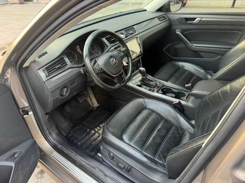 济南16年大众帕萨特7