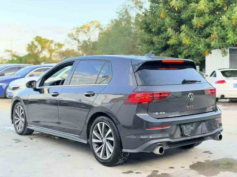 汕头22年大众高尔夫8