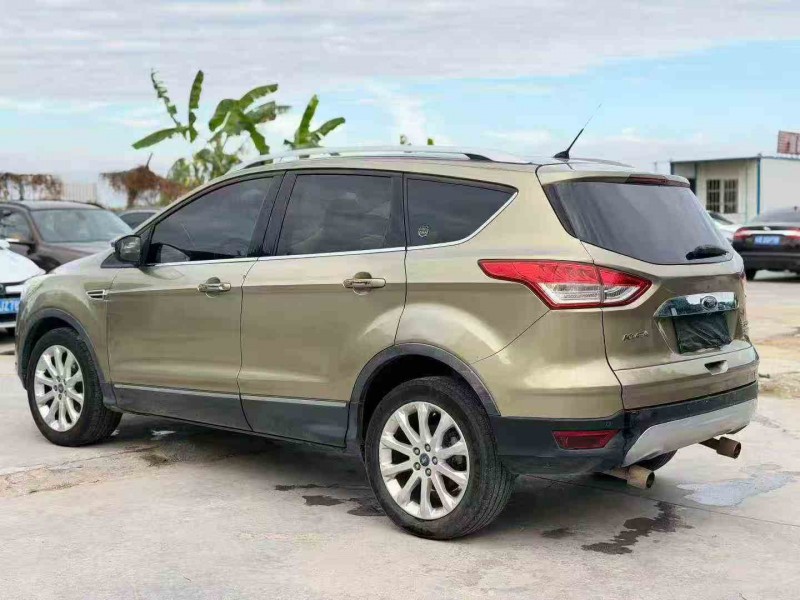 珠海13年福特翼虎8