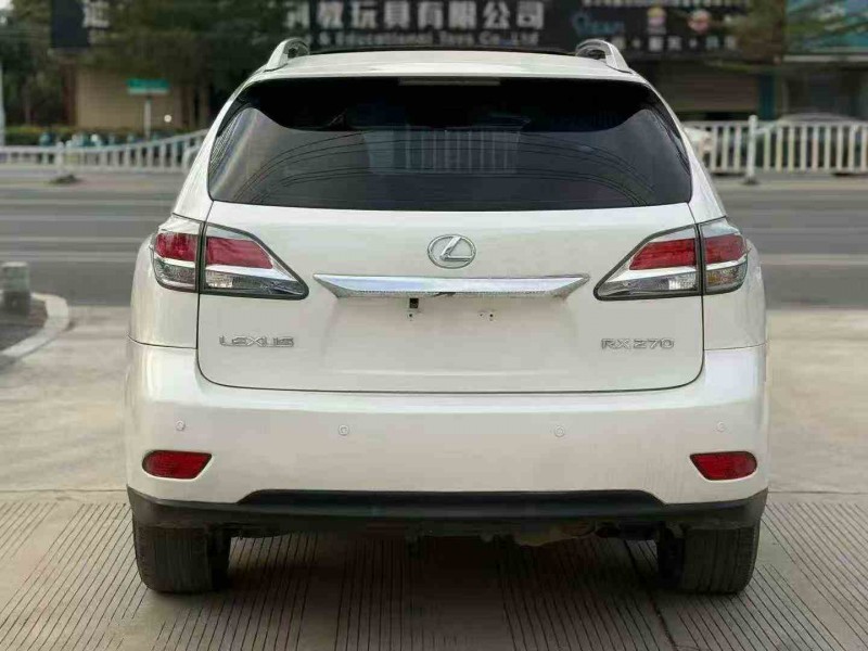 珠海15年雷克萨斯RX8