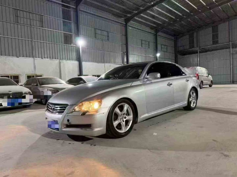 汕头10年丰田锐志2