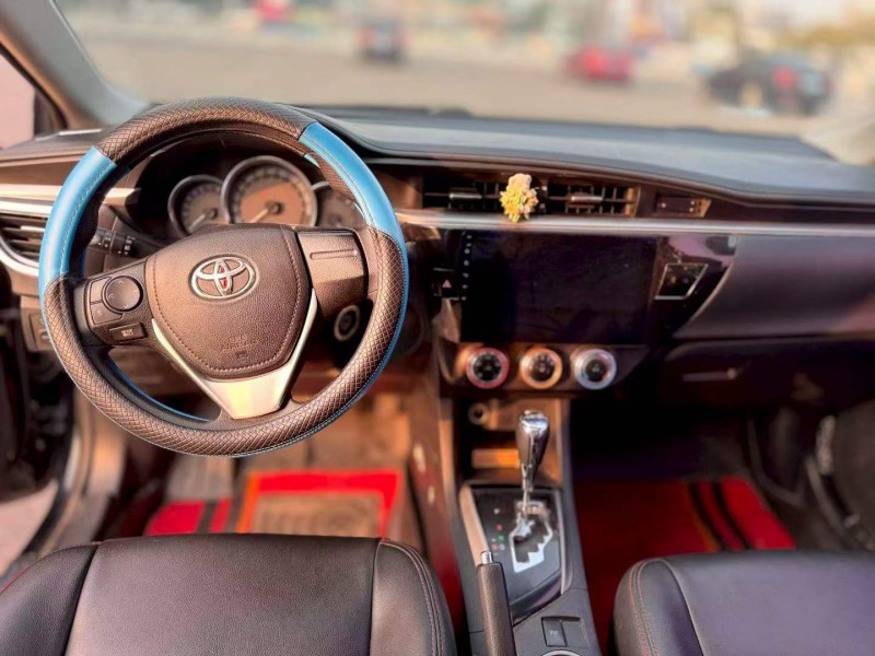 金华16年丰田雷凌5