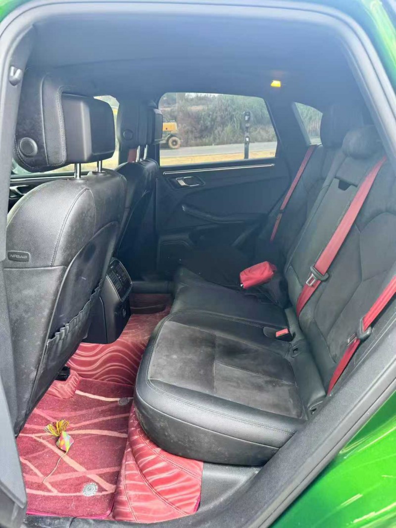 南昌19年保时捷Macan4