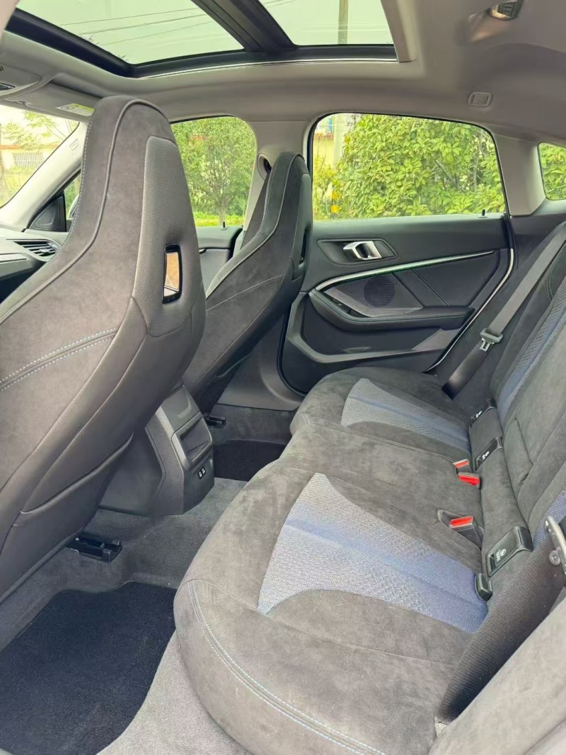 枣庄23年宝马2系5