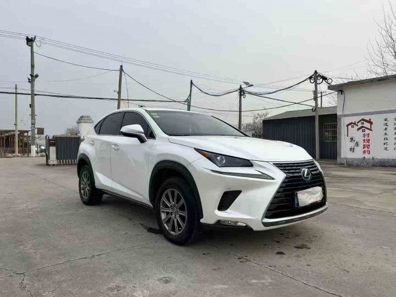 徐州18年雷克萨斯NX3