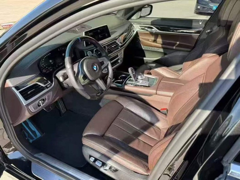 广州18年宝马7系7