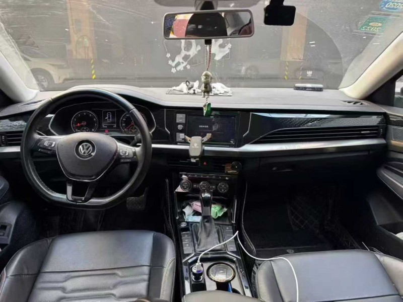 呼和浩特20年大众帕萨特5