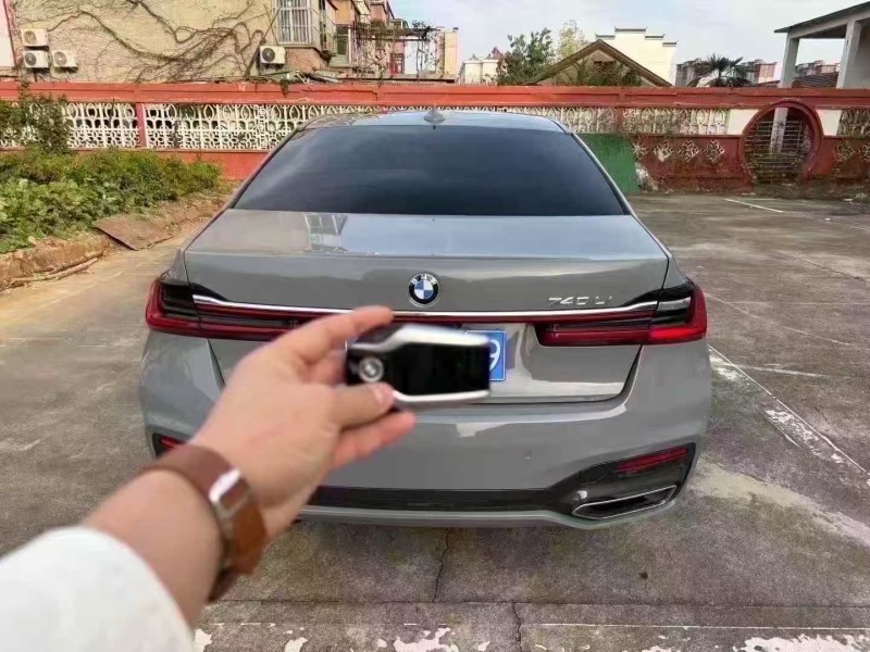 菏泽19年宝马7系9