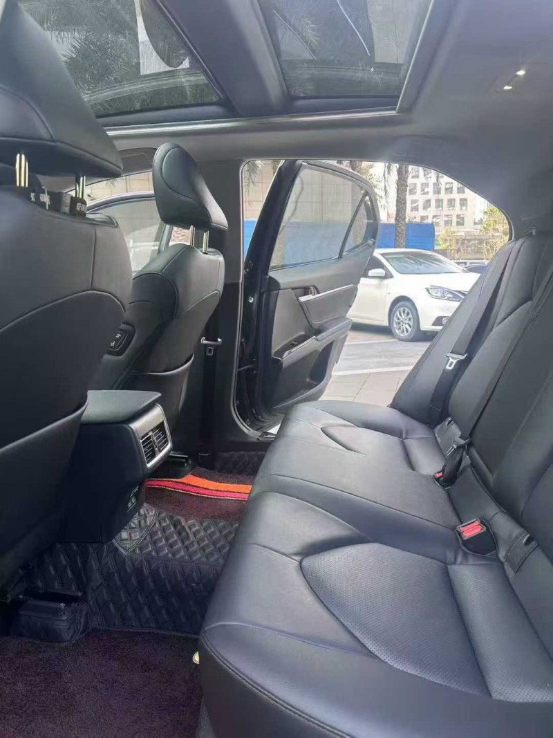 佛山23年丰田凯美瑞6