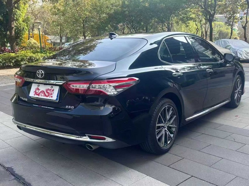 佛山23年丰田凯美瑞7