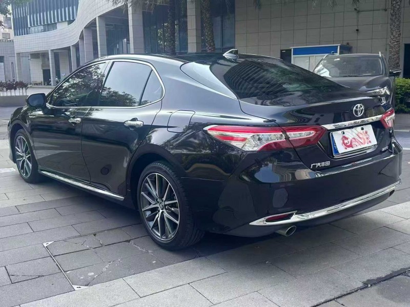 佛山23年丰田凯美瑞8