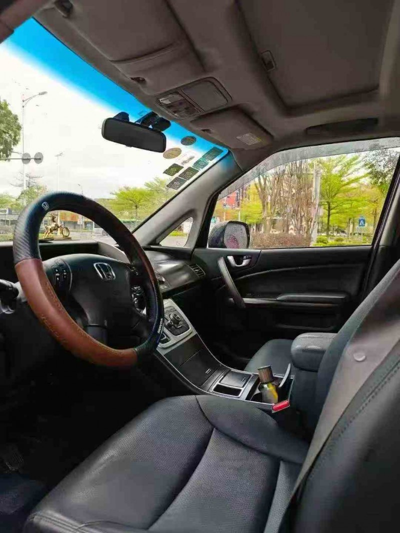 茂名13年本田艾力绅4