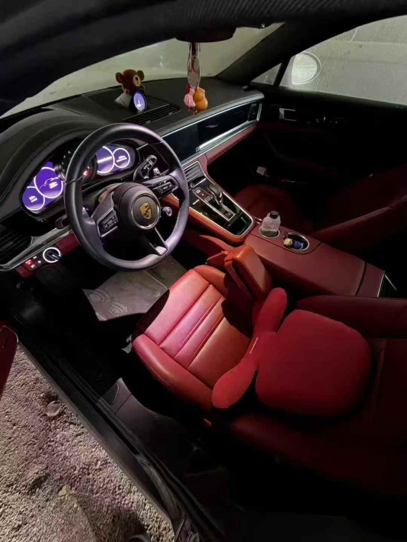 唐山24年保时捷帕拉梅拉2