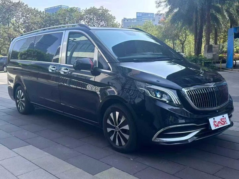 佛山21年奔驰威霆2