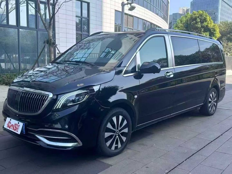 佛山21年奔驰威霆3