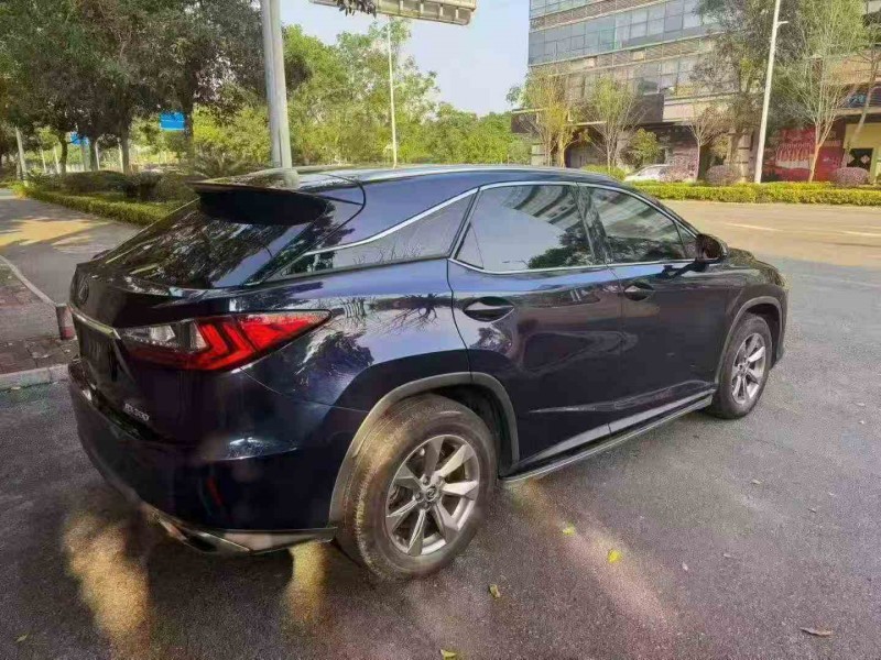 珠海18年雷克萨斯RX8