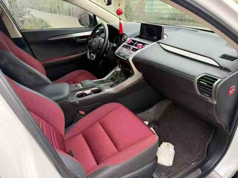 佛山18年雷克萨斯NX4