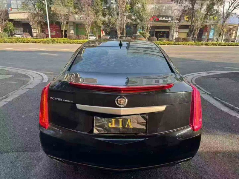 汕头14年凯迪拉克XTS8